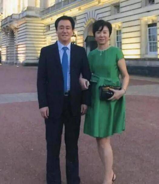 在浏览器地址栏中输入的www代表